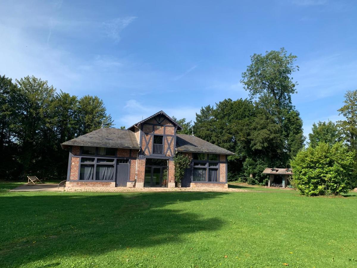 Le Gite Du Chateau Bertreville-Saint-Ouen Exterior photo